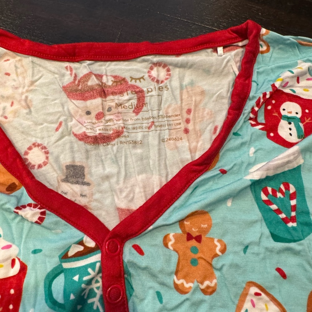 Little Sleepies Women’s Size Medium Peppermint Mocha PJ set - Picture 3 of 7
